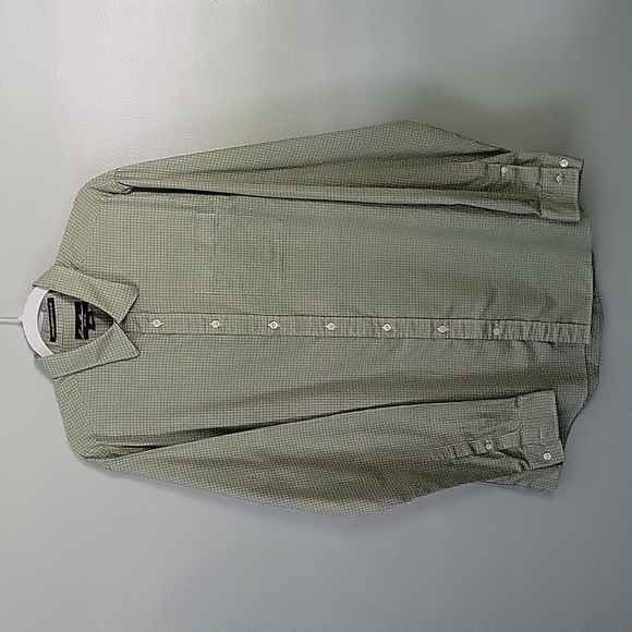 Eddie Bauer Wrinkle Resistant mens button down shirt - size Tall Large - Picture 1 of 4